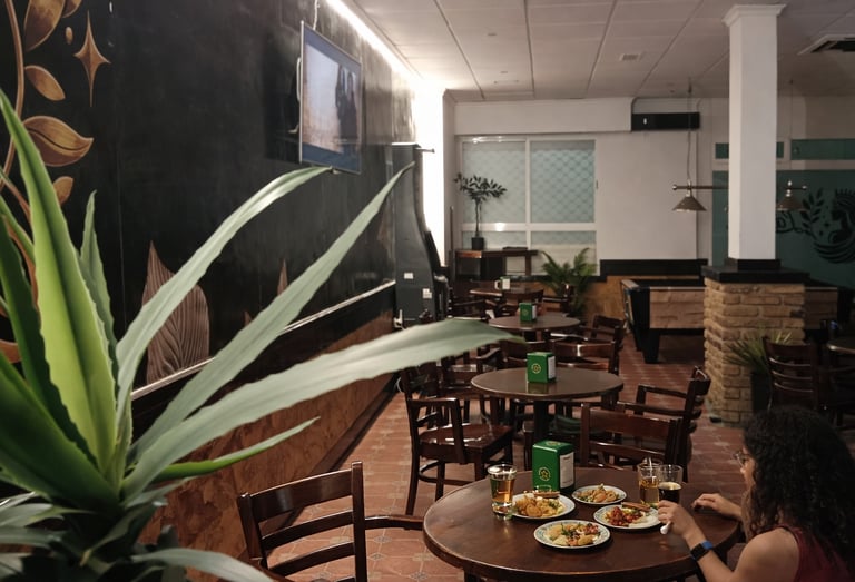 Bar cafeteria