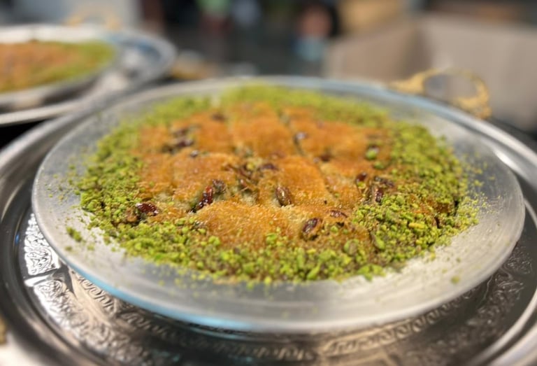 Urfa'da Hatay Usulü Künefe