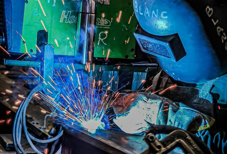 Illustration des risques professionnels en milieu industriel