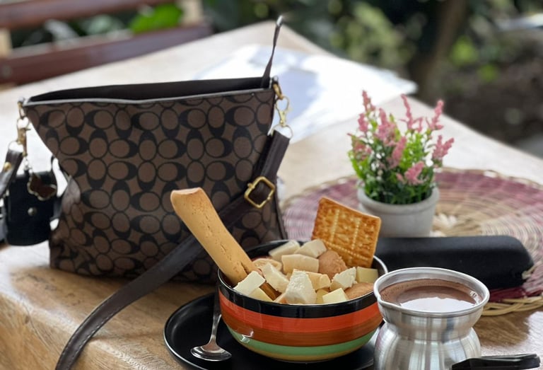 Migao con Chocolate en el Mirador Café del Río