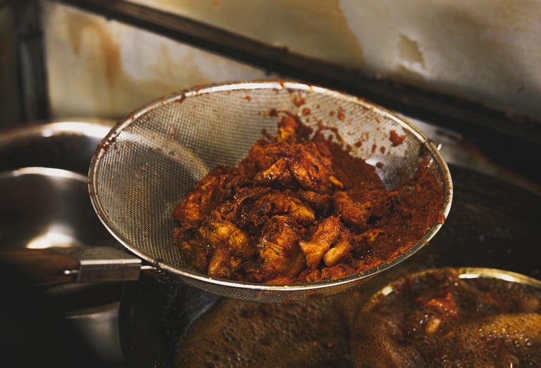 a fresh batch of fried chicken at Johny Kopitiam Batam