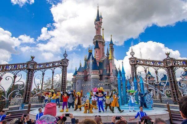 Transfert en taxi vers disneyland Paris