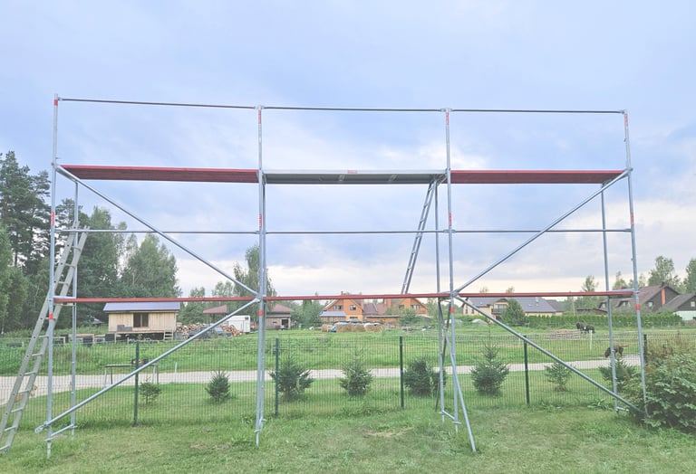 sastatnes stalazas 9x4.8 koka klaji
