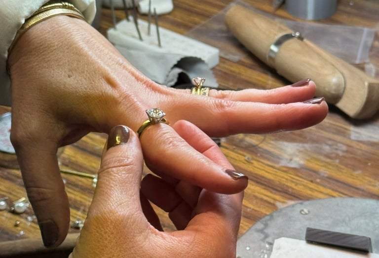 Anillo personalizado de Stay Strong Jewels Alicante