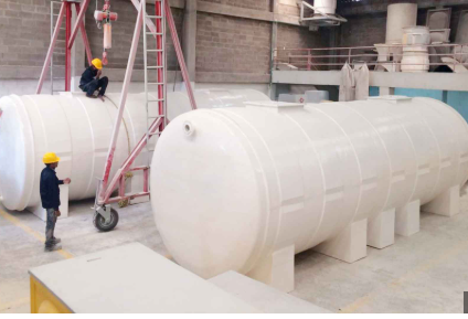 MONTAJE DE TANQUES EN FIBRA DE VIDRIO