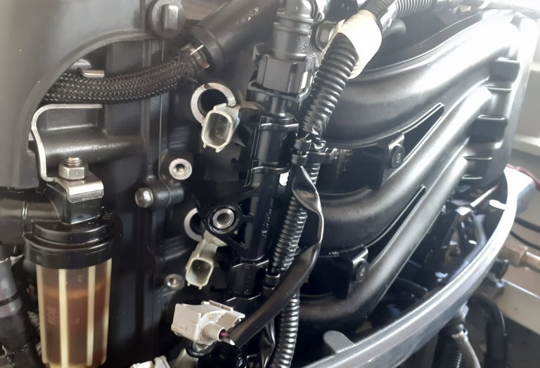 Motor de popa Yamaha 40 hp injeção eletrônica 4 tempos