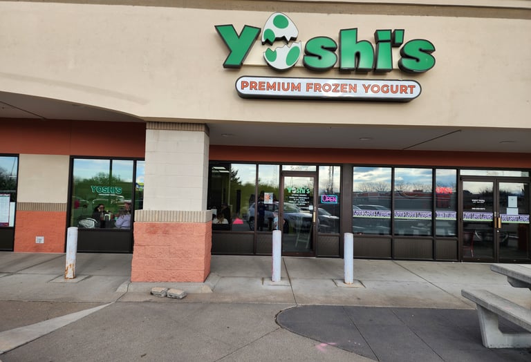 yoshi's frozen yogurt ice cream shop Scottsbluff NE
