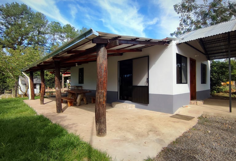 Immobilie mit 65 m² Innenraum zentral in Colonia Independencia / Melgarejo