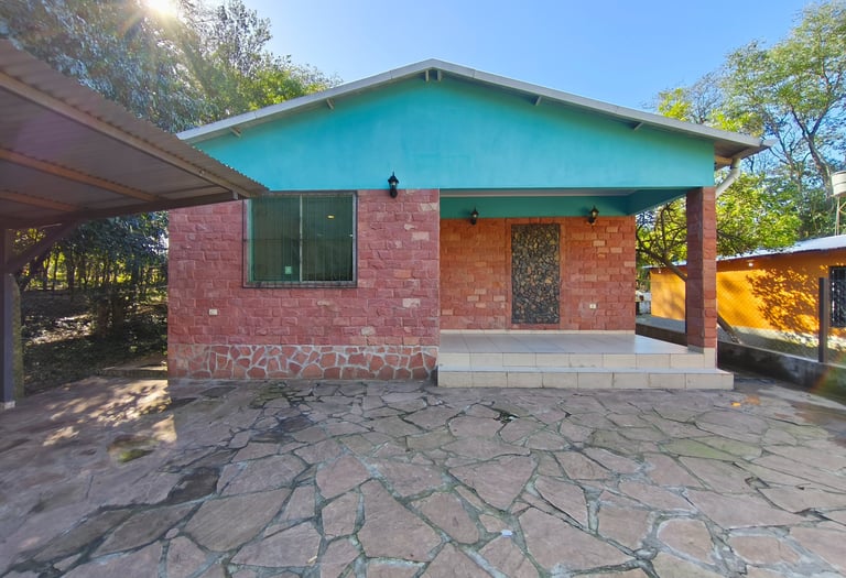 Wohnhaus mit 112 m² Wohnfläche auf 500 m² Grundstück in ruhiger Lage von Colonia Independencia