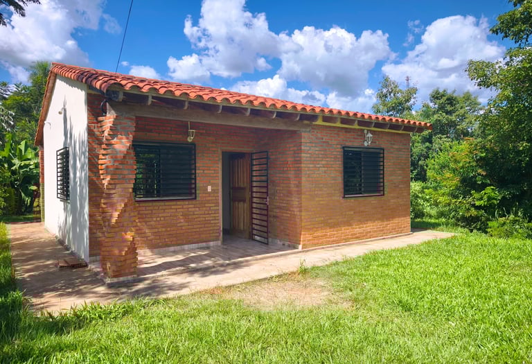 Wohnhaus in Loma Barreto bei Villarrica zum Verkauf