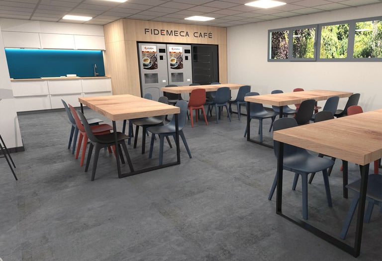 une salle restauration avec des tables, des chaises