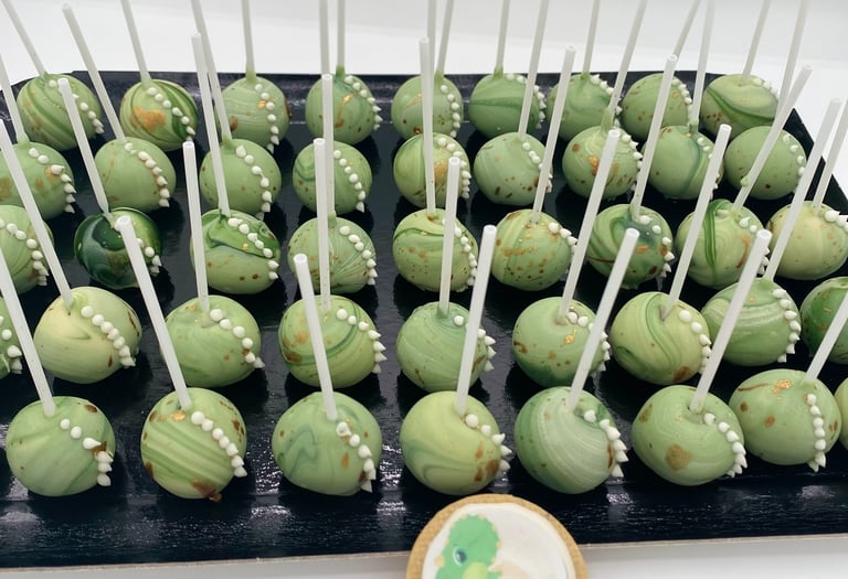 pop cake , cake pop dinosaure