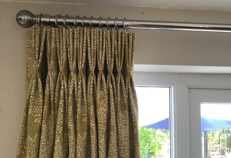 Bespoke curtains with triple pleat heading