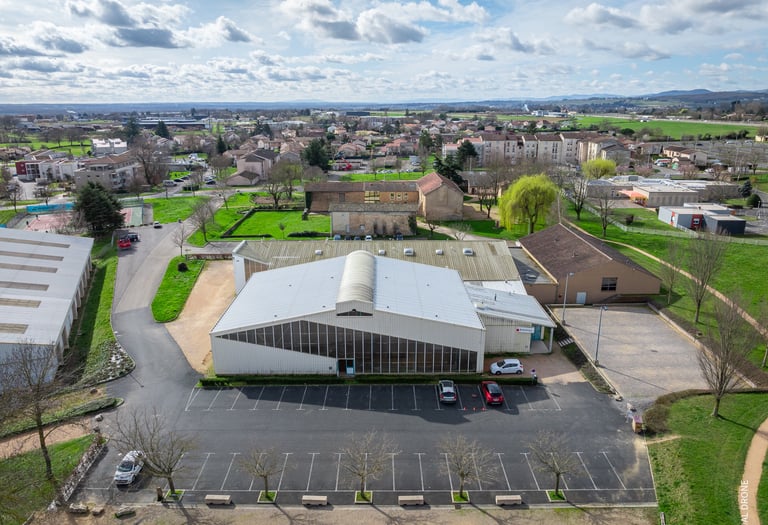 vue extérieur du boulodrome de la bâtie ©ALDRONE