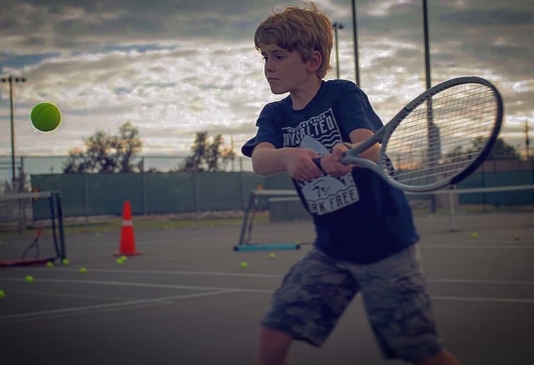 Junior player private tennis lesson in Panama City Beach, FL