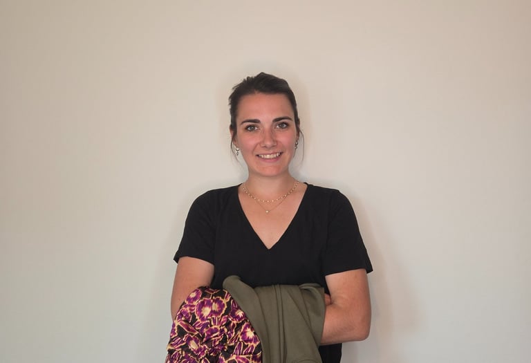 créatrice de tenues sur-mesure