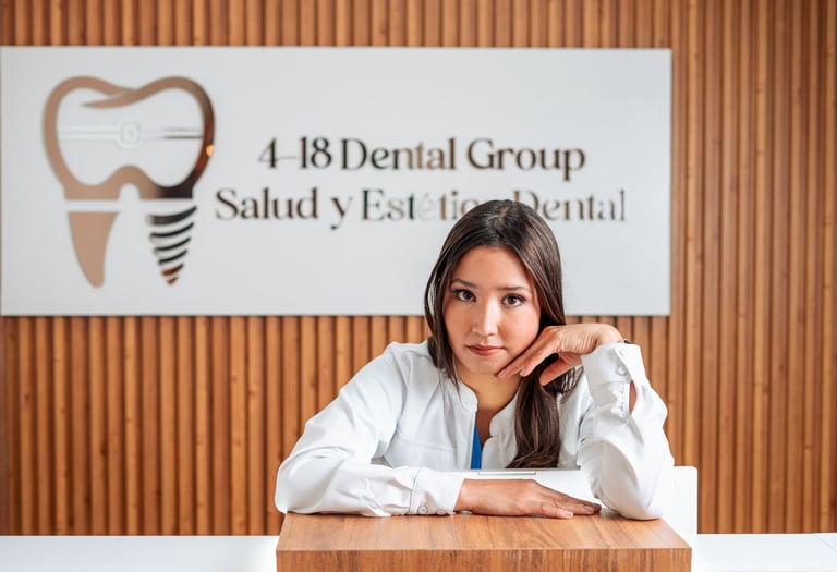 Especialista en ortodoncia con brackets y alineadores dentalesJohana Toro