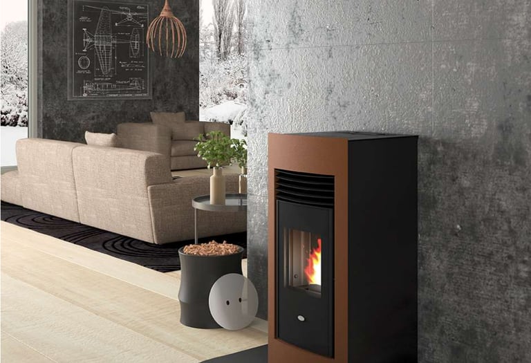 котел на пелети с водна риза и циркулационна помпа