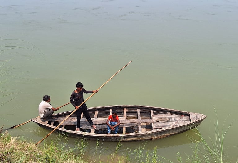 fishermen of the Mohana River