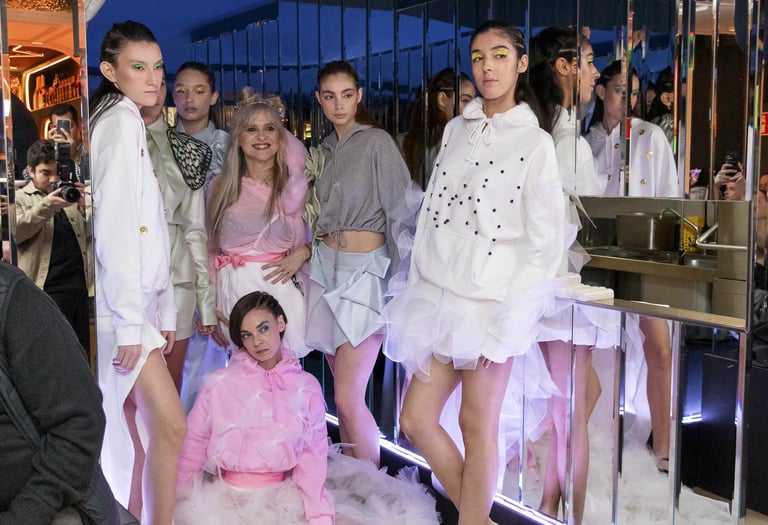 Colección Cápsula de María Lafuente: Celebrando el Amor y la Sostenibilidad