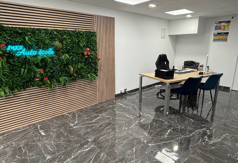 intérieur bureau mks auto école