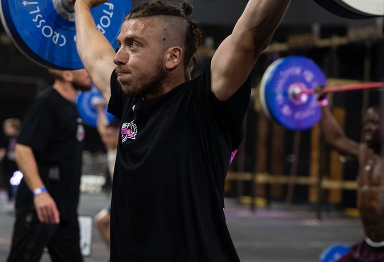 Aurélien Raibaut, fondateur de Blackbird Athletics et coach de la salle