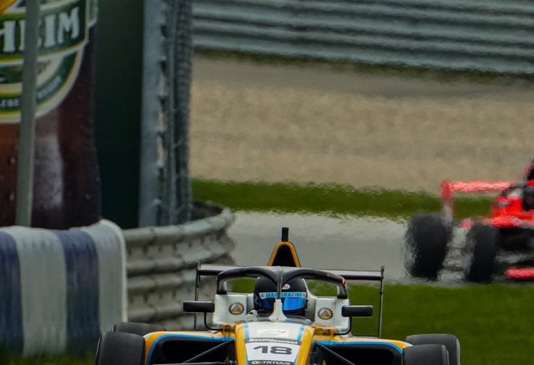 andreas Lo bue dans une formule 4