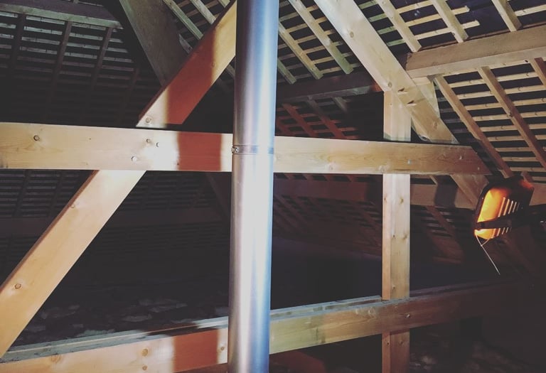 conduit isolé poujoulat, poêle à bois, chauffage au bois, chapeau cheminé, ploermel, questembert, 