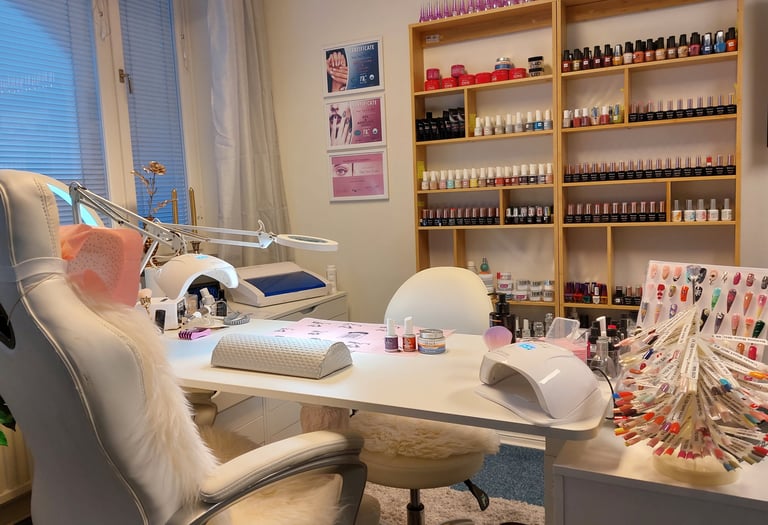 One of NagelFin's Working Desks