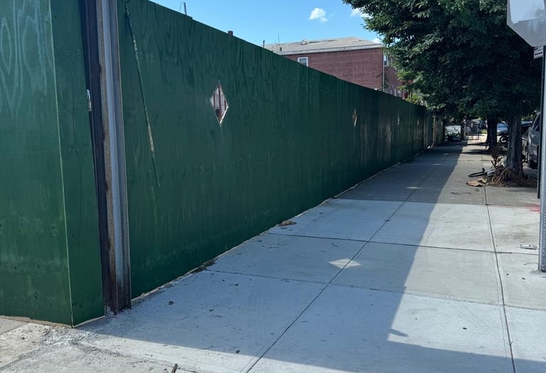 Temporary construction fencing securing job sites, ensuring safety and restricting access