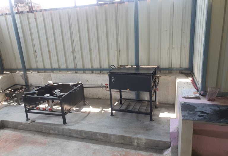 Gana[athy Mahal stove