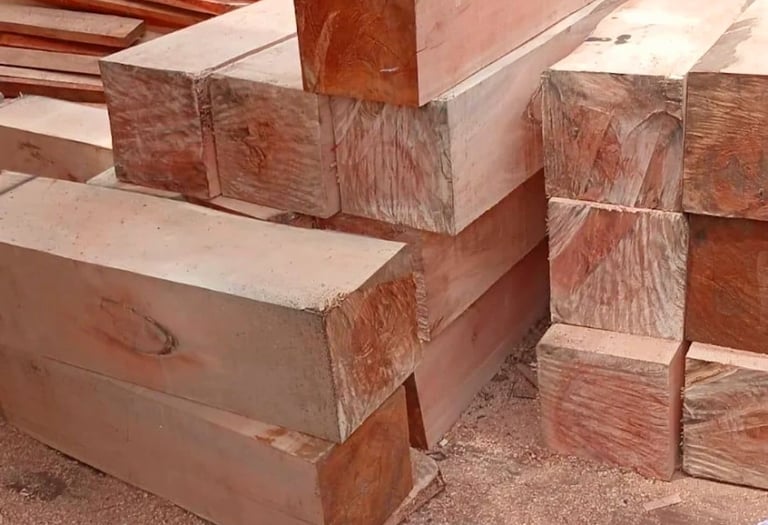 Custom Balok Kayu Meranti