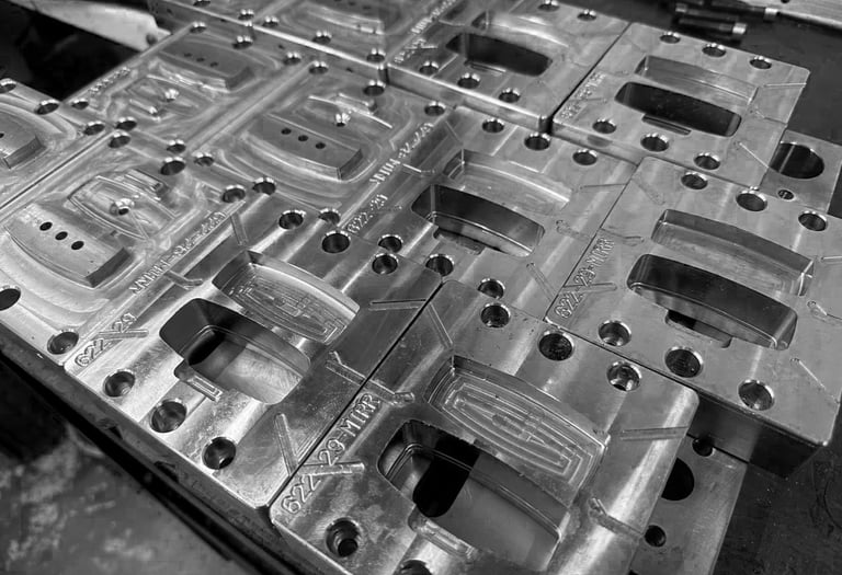 fabricación de molde de inyección para producción de piezas plásticas en medellin