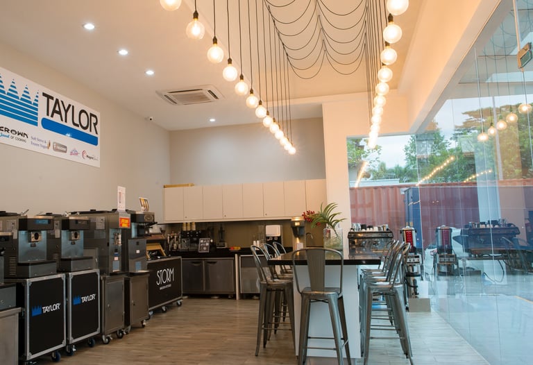 Examas Jaya Showroom