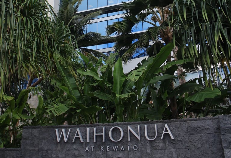 waihonua at kewalo entrance