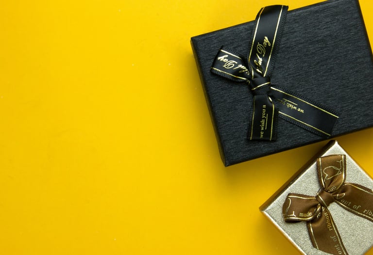 gift items in Pakistan