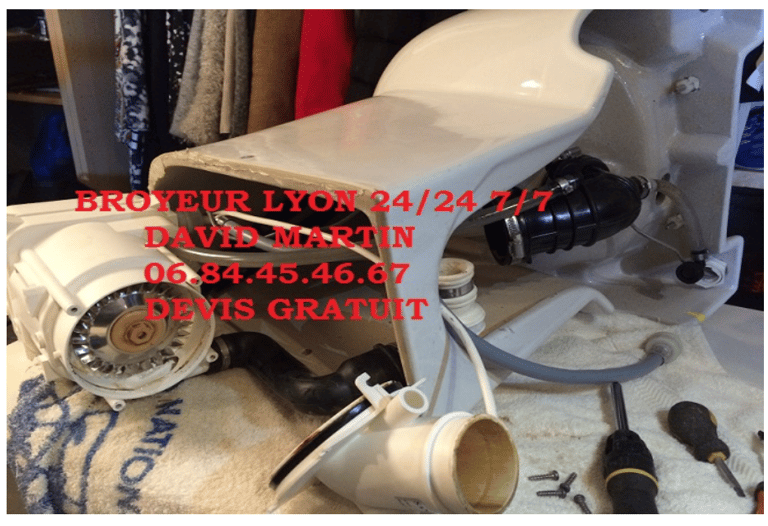 WC broyeur bouché La Grande Motte