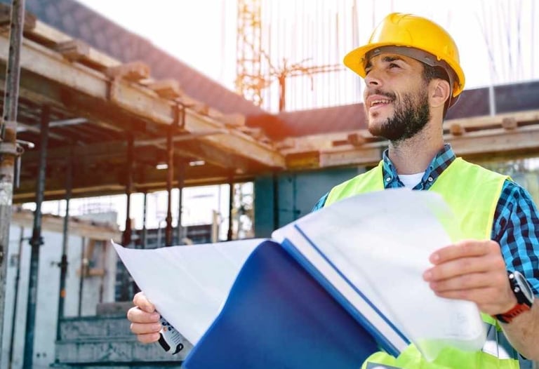 Amanda Eleter Builder on Site