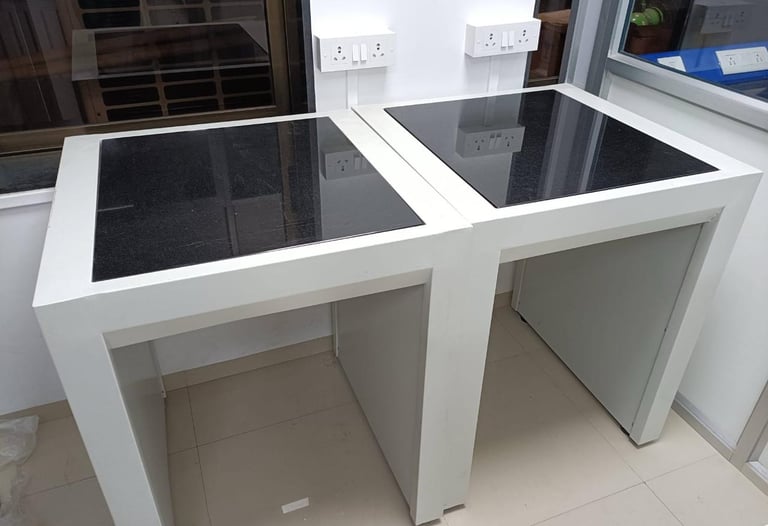 Laboratory table installation pharmaceutical industry