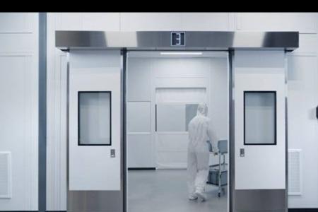 Custom clean room partition contamination control