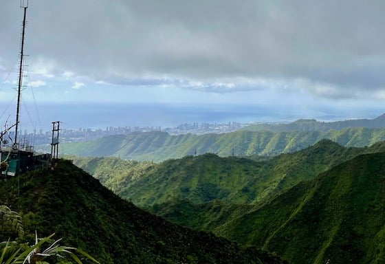 Wiliwilinui Ridge Trail O'ahu Hawai'i