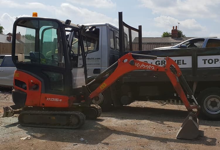 cmr company digger on site in Dudley