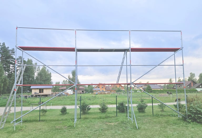 sastatnes stalazas 9x4.8 koka klaji