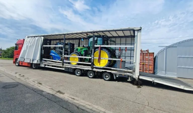 Spezialtranspore von Staplern, Baumaschinen, Landmaschinen