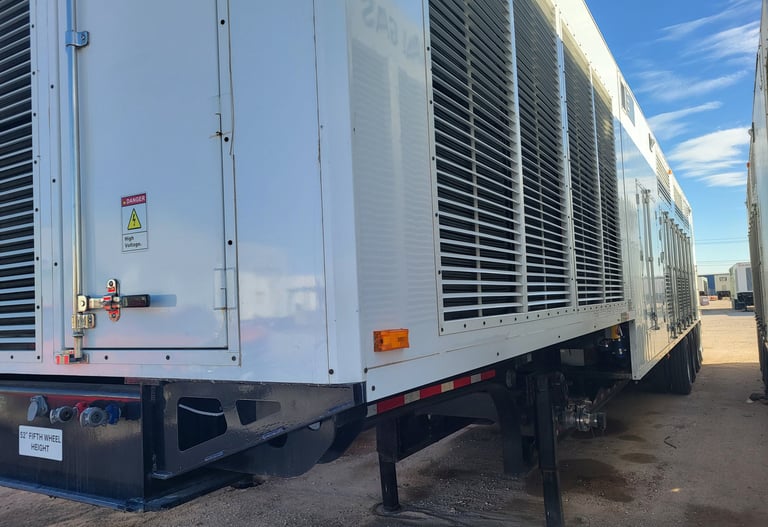 Caterpillar G3520, 2.5 MW, 13.8 kV, 60 Hz Natural gas