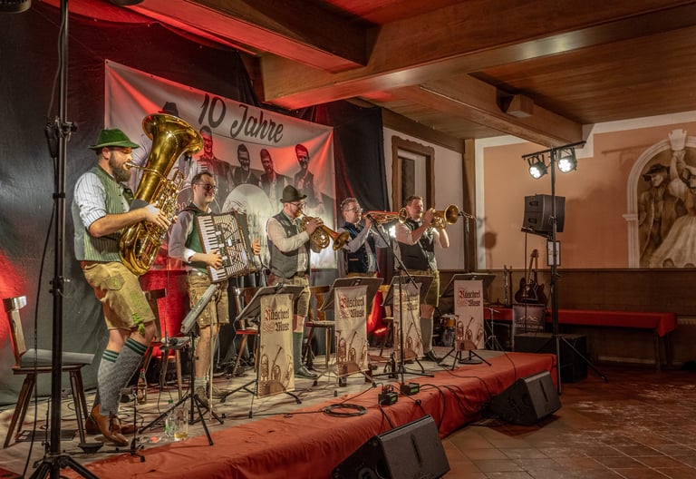Die Rüscherl Muse bei ihrem Jubiläumsabend