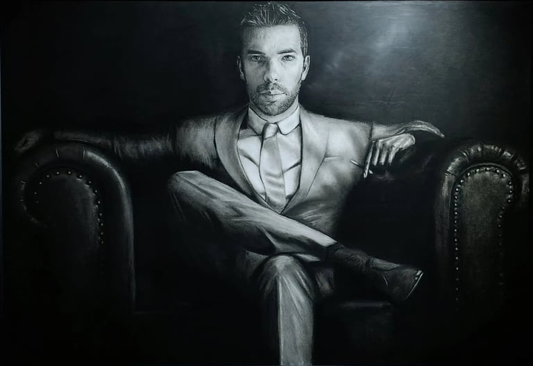 Self-portrait of Axel, founder of Axel Atelier: a Mechanical Engineer and Artist specializing in bes