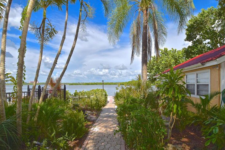 turtle beach resort walkway