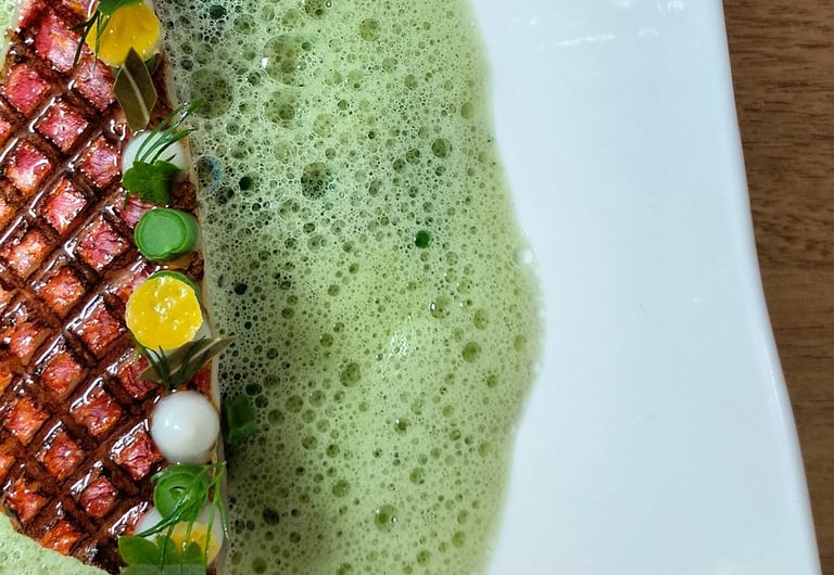 Rouget grillé et potager de printemps