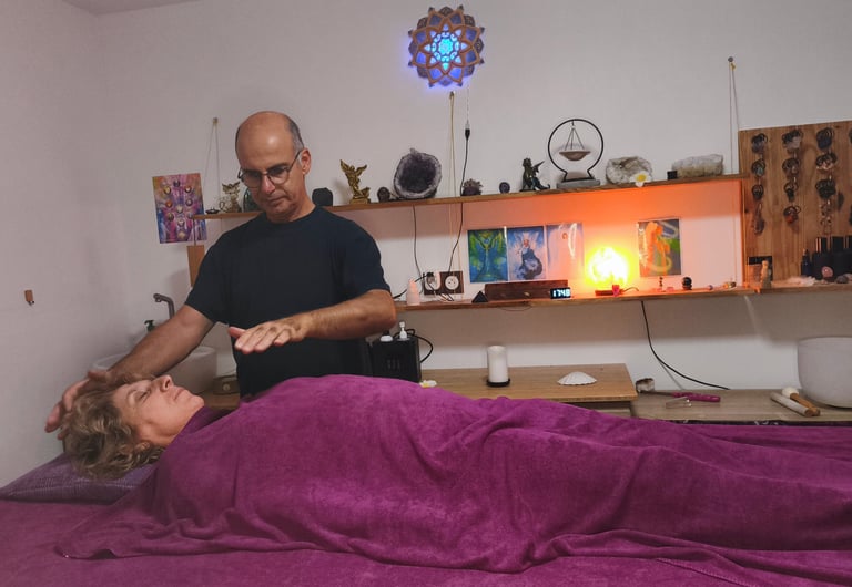 Soin énergétique à Lherm – séance de magnétisme dans la salle de soin ENERGY TERRE HAPPY.